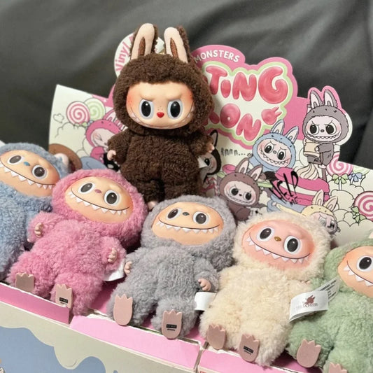 Labubu Doll Vinyl First Generation Monster Dolls Labubus Originales Macaron Mini Blind Box Plush Toy La Bubu Original
